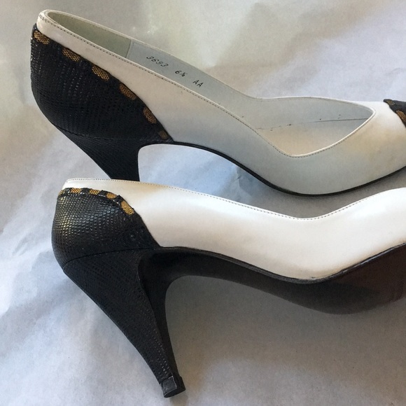 6.5 AA stuart weitzman martinique lizard spectator pumps heels 90s Memphis era - Picture 4 of 8